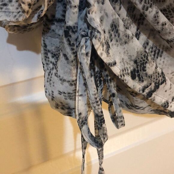 Vertigo oversized top with snakeskin print XS - Picture 4 of 4